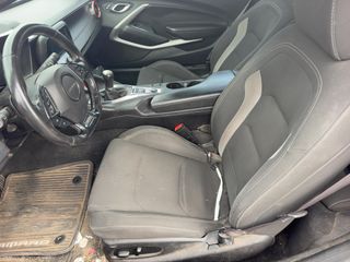2017 Chevrolet Camaro 1LT - Driver's Front Door Image